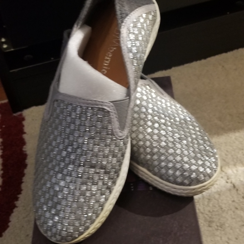 BERNIE MEV. NEW YORK SNEAKERS